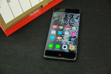 nubia Z9 Screen